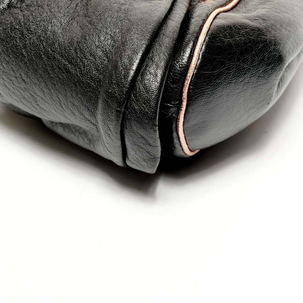 FENDI Black Leather Shoulder Bag - Picture 6 of 11